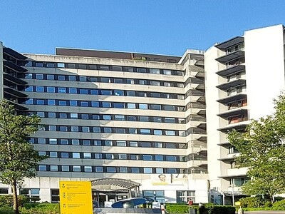 Foto des Eingangsbereichs im Klinikum Bremen-Ost - Außenansicht