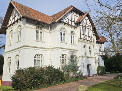 Bild der Adoleszenzstation Haus 1 - ein altes Fachwerkhaus