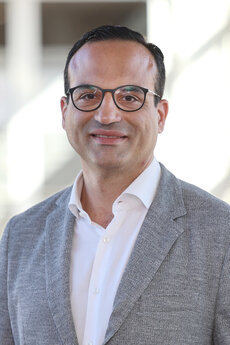 Portraitfoto Prof. Maher Hanoun