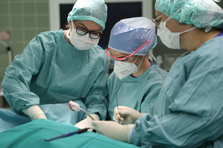 Dermatologie & Allergologie Aachen - Hautärztin Dr. Anita Harst Dermatologie, Dermatochirurgie, Dermatoonkologie und Allergologie