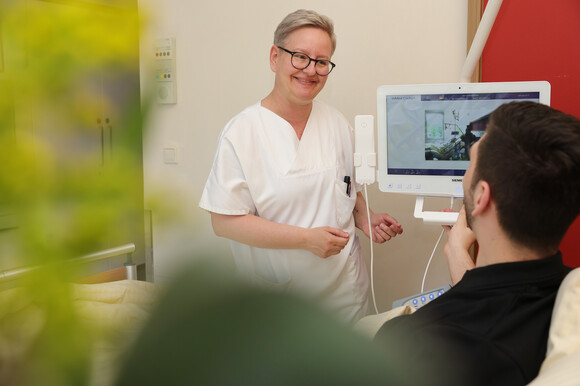 Wahlleistungsmanagerin erklärt Patientencockpit