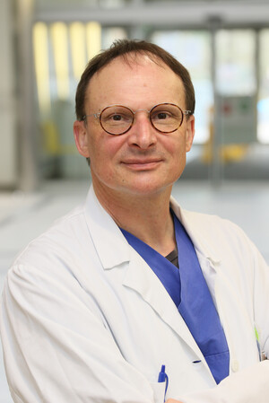 Portraitfoto Dr. Matthias Elsner