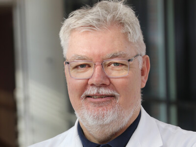 Portraitfoto Prof. Dr. Sebastian Melchior