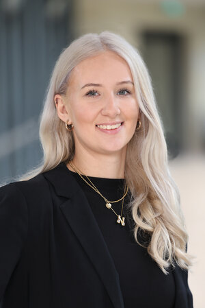 Portraitfoto von Nele Sophie Schneider