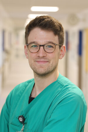 Porträtfoto von Herrn Dr. Ulrich Hanses